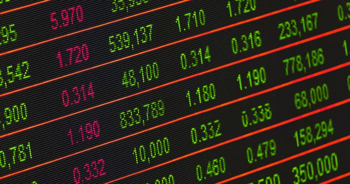 Stock exchange ticker board showing rows of share prices. A look at the ETFs the crowd actually owns